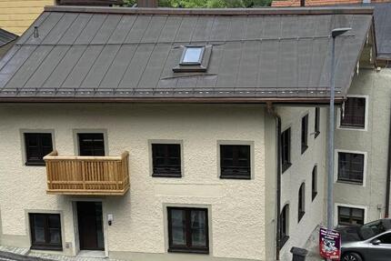 Charmante Altbauwohnung in Traunstein zu Vermieten 3 zimmer