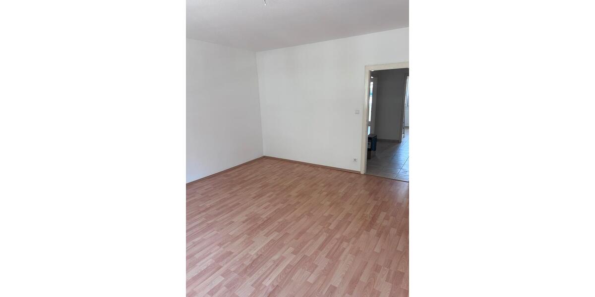 Etagenwohnung Pforzheim Brötzingen - 2 Zimmer, 56 m&sup2;, 700&euro; | Angebot:26637774
