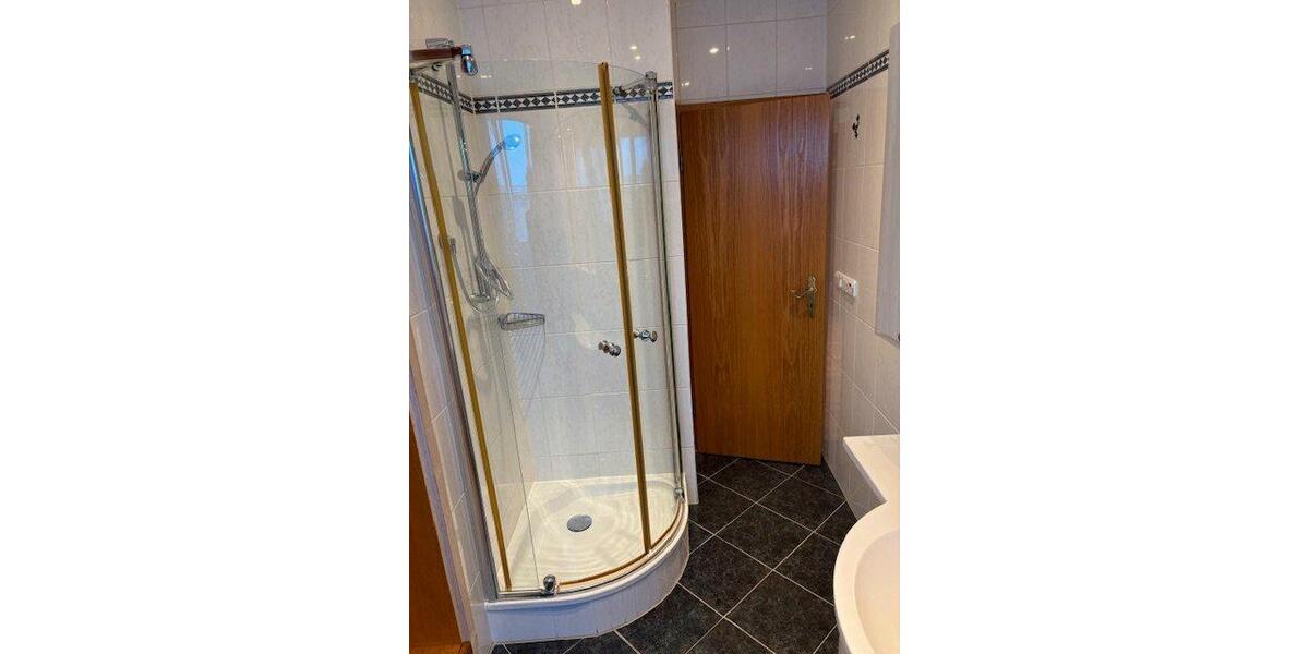 Dachgeschoßwohnung Oberammergau - 5 Zimmer, 90 m&sup2;, 1.100&euro; | Angebot:26310247