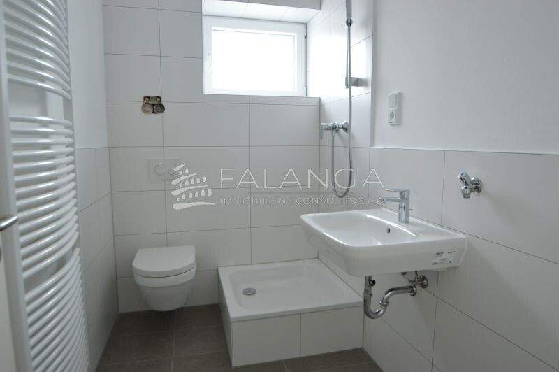 Etagenwohnung Wiesbaden-Schierstein Schierstein - 2 Zimmer, 66 m&sup2;, 990&euro; | Angebot:24876663