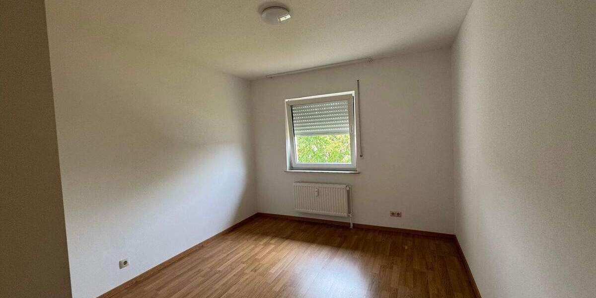 Reihenmittelhaus Binsfeld - 4 Zimmer, 122 m&sup2;, 979&euro; | Angebot:25693097