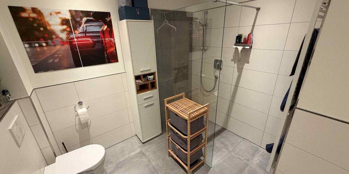 Etagenwohnung Wedel - 3 Zimmer, 93 m&sup2;, 1.650&euro; | Angebot:24992348