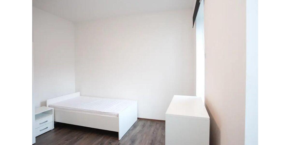 Etagenwohnung Villingen-Schwenningen Schwenningen - 1 Zimmer, 27 m&sup2;, 350&euro; | Angebot:26133736