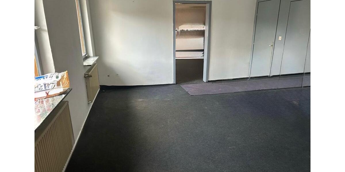 Etagenwohnung Burladingen - 5 Zimmer, 140 m&sup2;, 1.000&euro; | Angebot:25233026