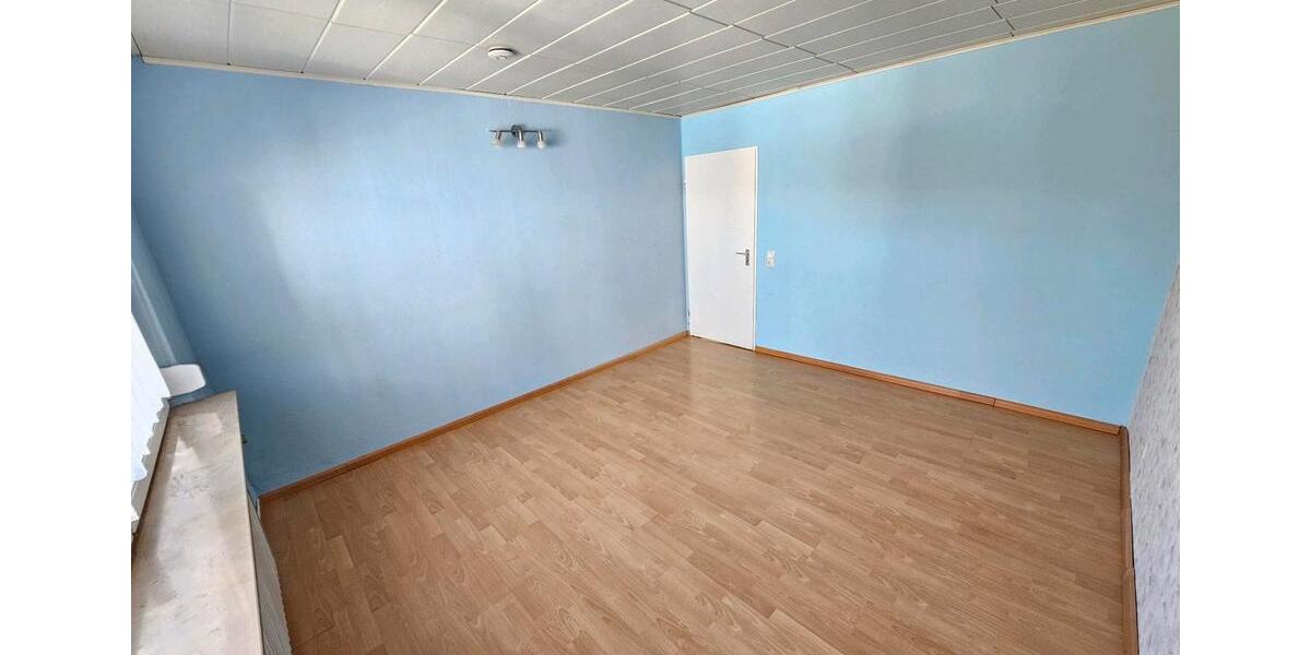 Etagenwohnung Bergneustadt - 3 Zimmer, 77 m&sup2;, 700&euro; | Angebot:26618880