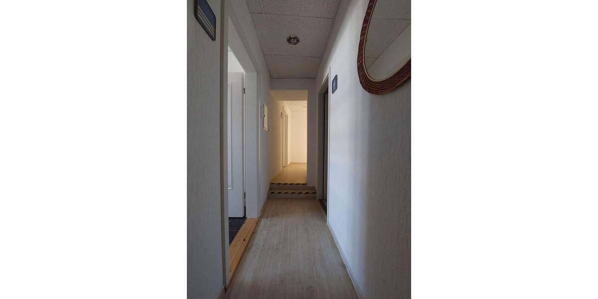 Gewerbeobjekt Döbeln - 3 Zimmer, 116 m&sup2;, 464&euro; | Angebot:25915465