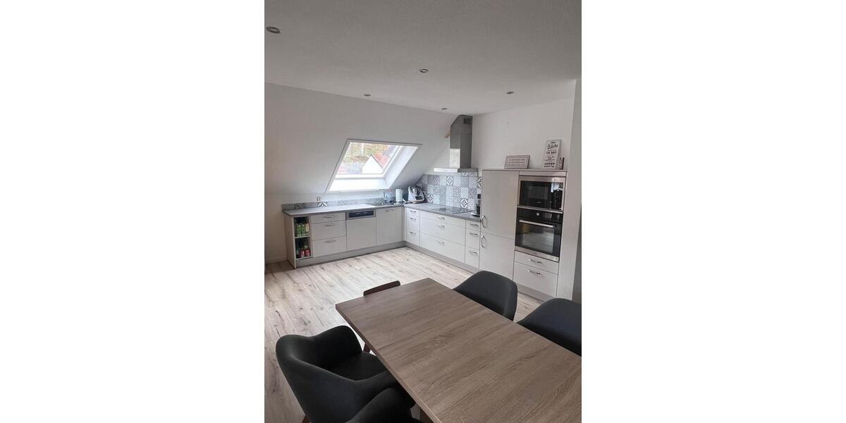 Dachgeschoßwohnung Zell im Wiesental - 4 Zimmer, 135 m&sup2;, 1.350&euro; | Angebot:25883441