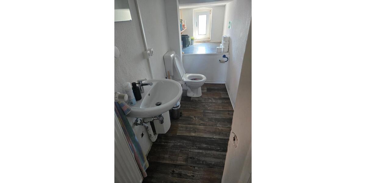 Wohnen auf Zeit Wolfenbüttel Ahlum - 6 Zimmer, 153 m&sup2;, 300&euro; | Angebot:26693082