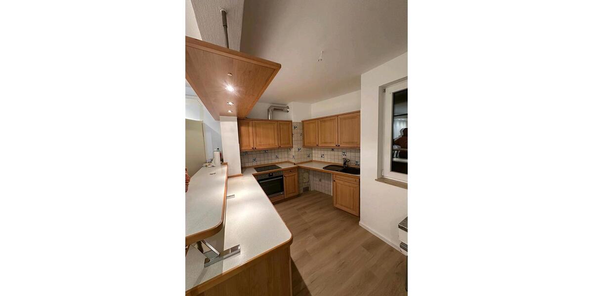 Etagenwohnung Biedenkopf - 4 Zimmer, 115 m&sup2;, 1.200&euro; | Angebot:26569462