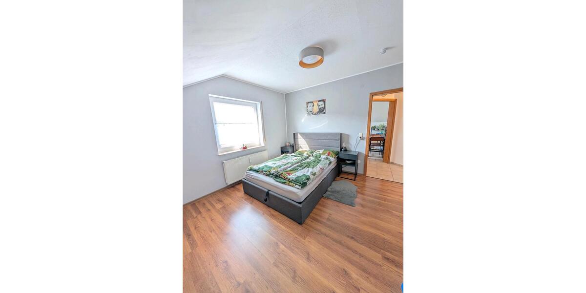 Dachgeschoßwohnung Wehretal - 4 Zimmer, 78 m&sup2;, 410&euro; | Angebot:26254536