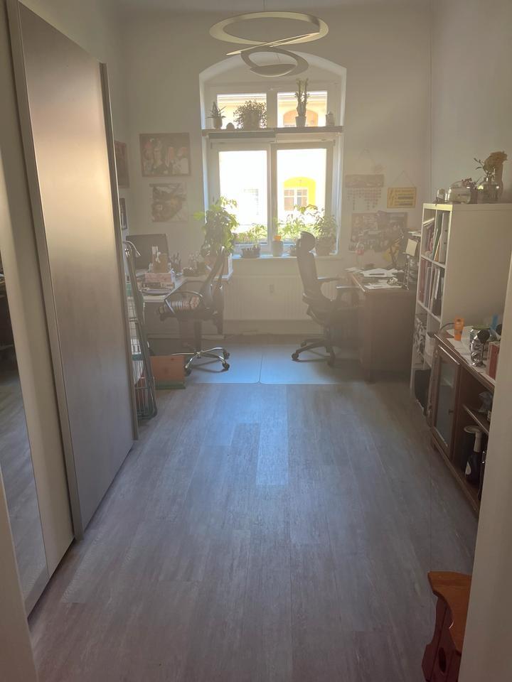Gemütliches WG Zimmer mit gemeinsamen WohnZimmer