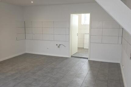 3 Zimmer Wohnung im DG und riesige Wohnküche 3.5 zimmer