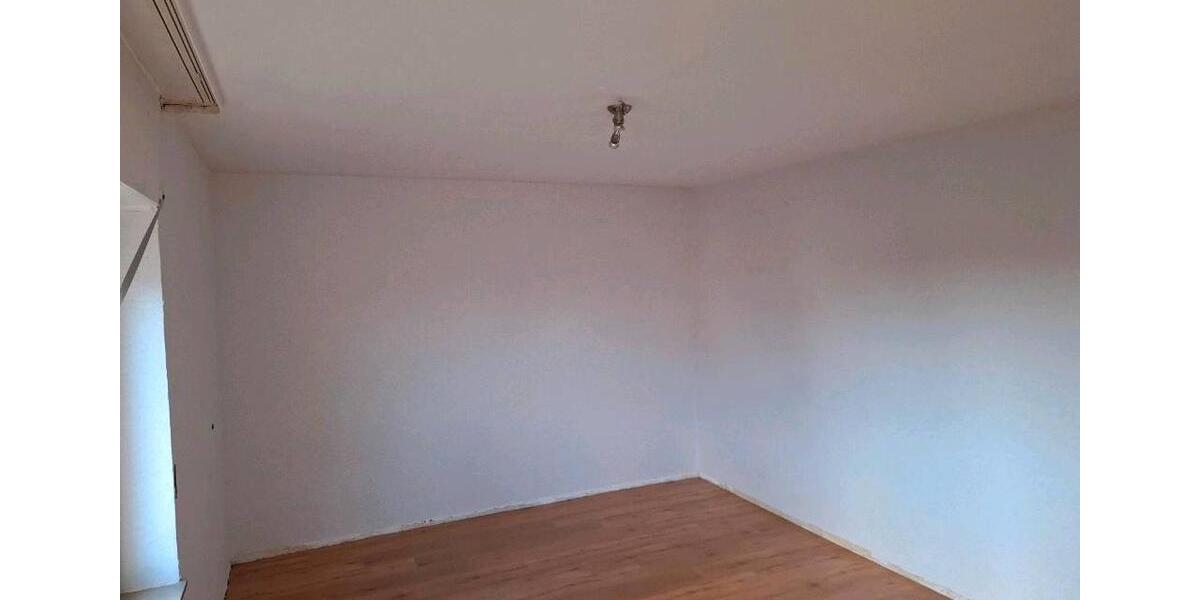 Erdgeschoßwohnung Mayen - 4 Zimmer, 135 m&sup2;, 1.100&euro; | Angebot:25929910