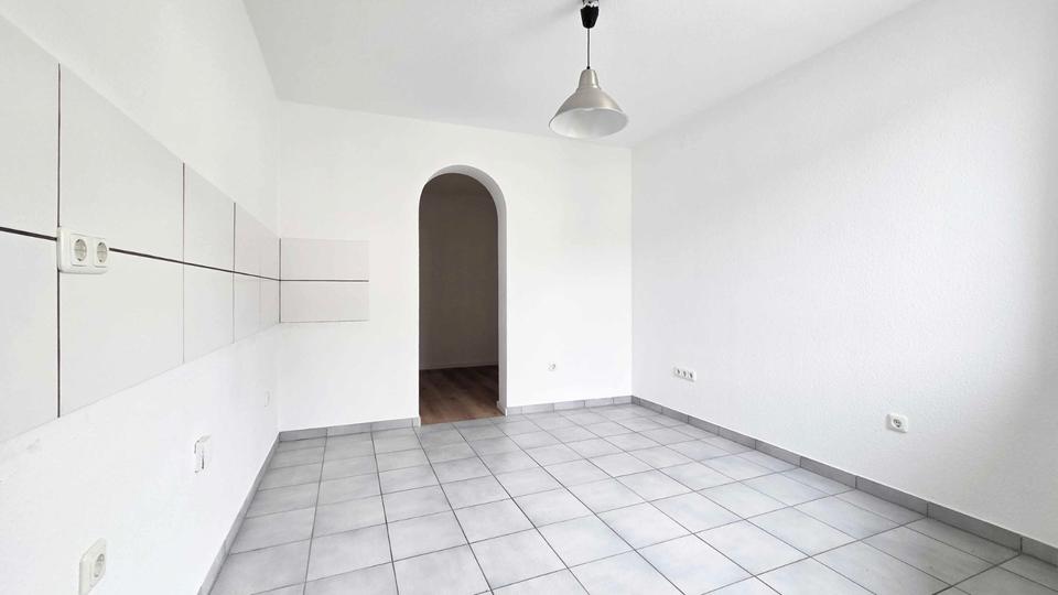 Etagenwohnung Bornheim - 2 Zimmer, 88 m&sup2;, 1.095&euro; | Angebot:26060431