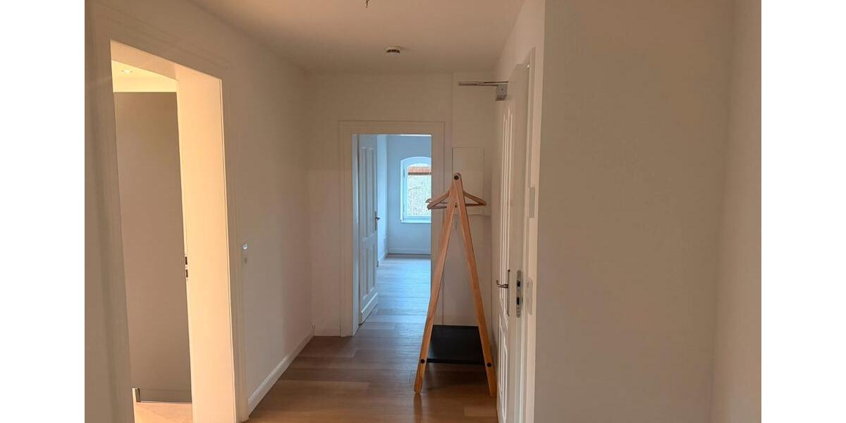 Dachgeschoßwohnung Alsdorf - 3 Zimmer, 92 m&sup2;, 830&euro; | Angebot:26131012