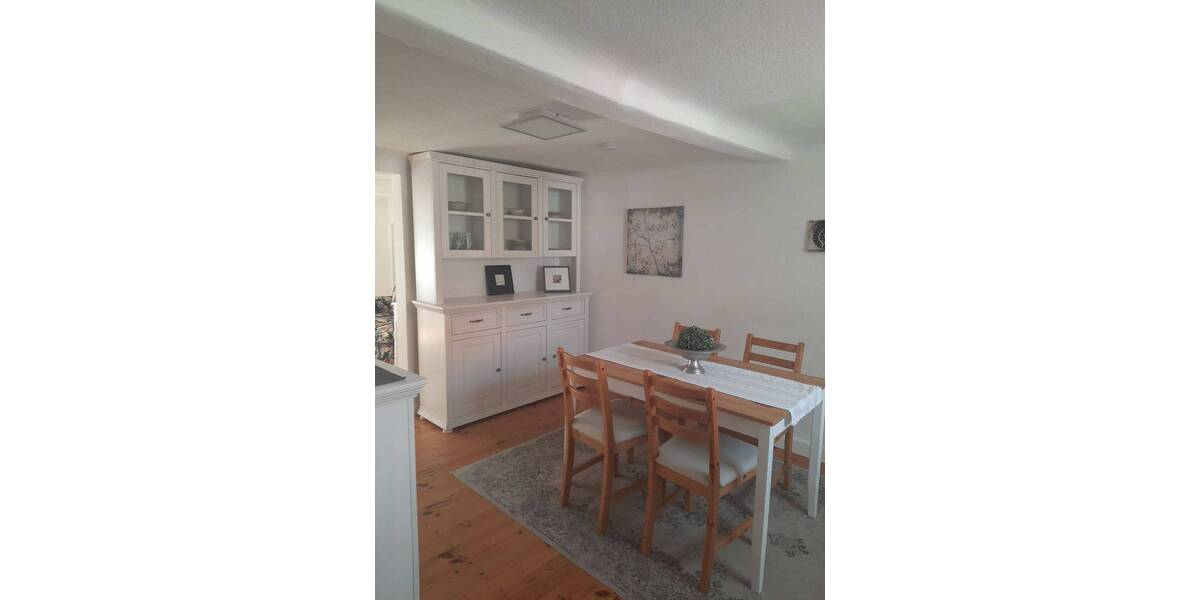Mehrfamilienhaus, Wohnhaus Höchberg - 4 Zimmer, 90 m&sup2;, 895&euro; | Angebot:26766637