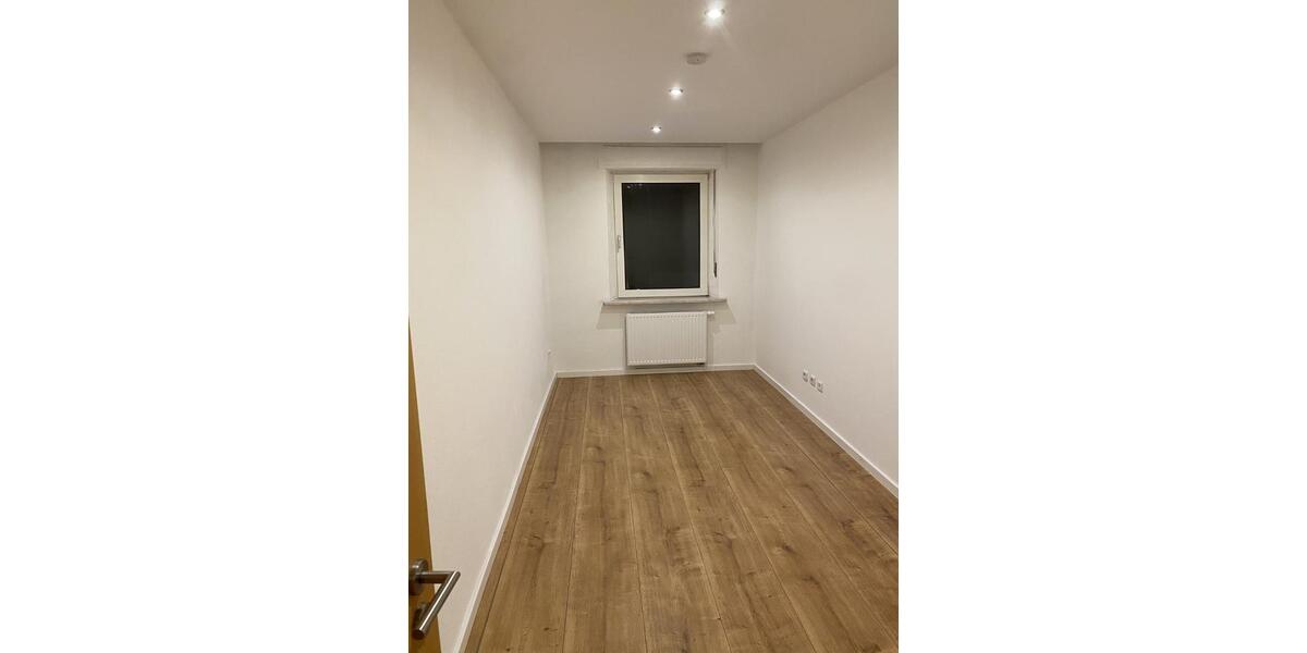 Wohnen auf Zeit Bayreuth City - 1 Zimmer, 80 m&sup2;, 420&euro; | Angebot:25853777