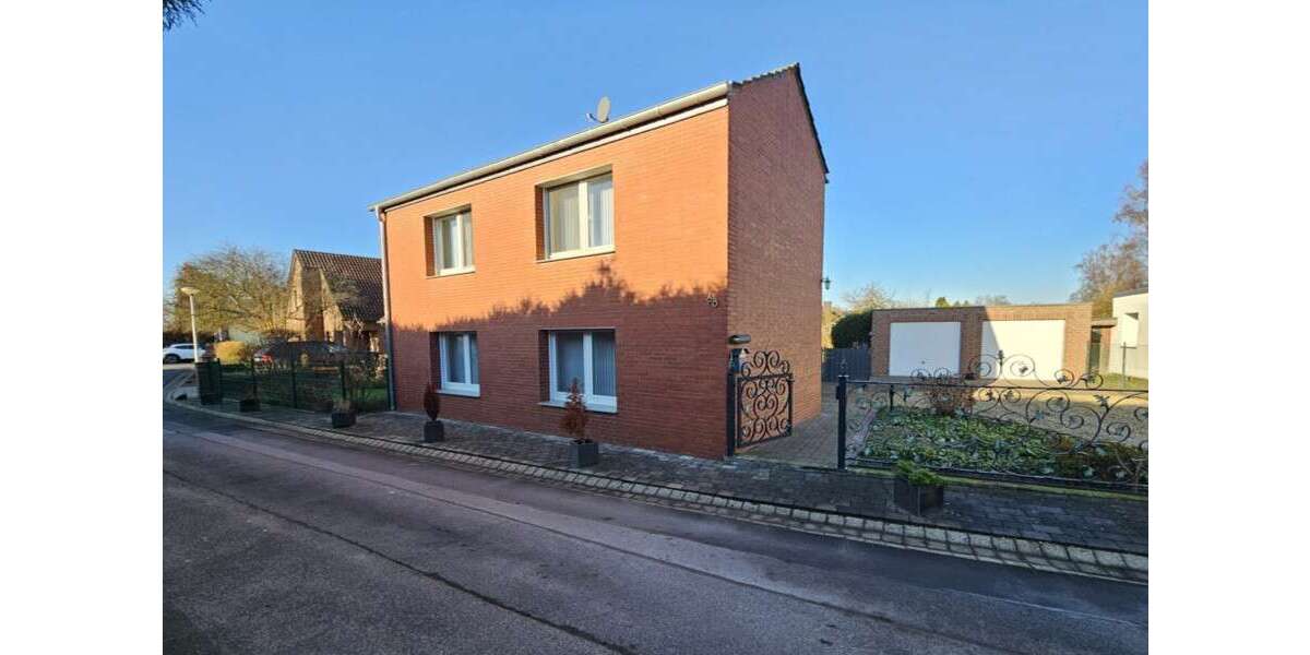 Einfamilienhaus Viersen Boisheim - 4 Zimmer, 110 m&sup2;, 1.100&euro; | Angebot:24771002