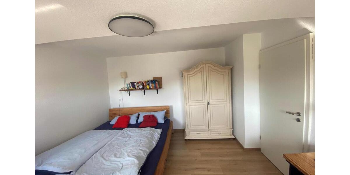 Dachgeschoßwohnung Würzburg Frauenland - 2 Zimmer, 50 m&sup2;, 775&euro; | Angebot:23715883