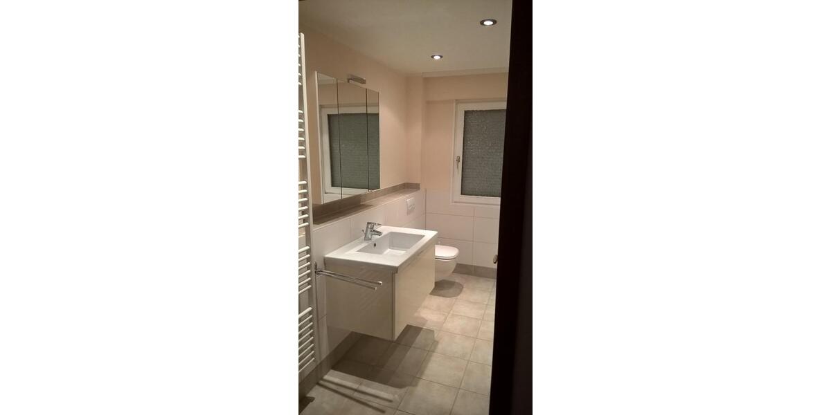 Bungalow Babenhausen - 4 Zimmer, 156 m&sup2;, 1.650&euro; | Angebot:24713802