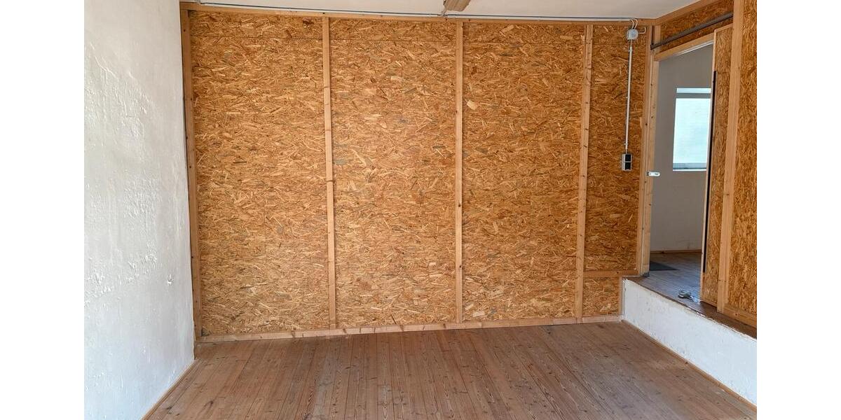 Gewerbeobjekt Fahrenzhausen - 300&euro; | Angebot:26638152
