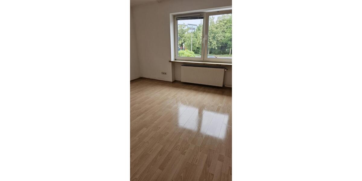 Etagenwohnung Neutraubling - 1 Zimmer, 45 m&sup2;, 590&euro; | Angebot:25309064