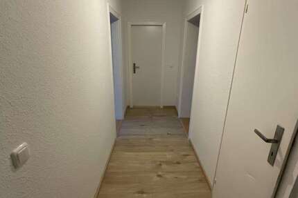 Wohnung Varel - 3 Zimmer, 66 m&sup2;, 539&euro; | Angebot:25878803