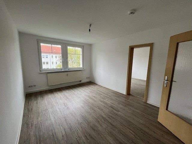 Etagenwohnung Zwickau Eckersbach - 2 Zimmer, 46 m&sup2;, 249&euro; | Angebot:26834763