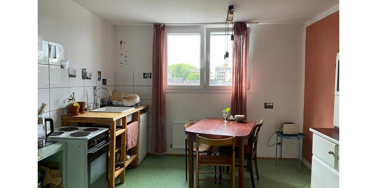 Dachgeschoßwohnung Wuppertal Elberfeld - 4 Zimmer, 90 m&sup2;, 595&euro; | Angebot:25148780