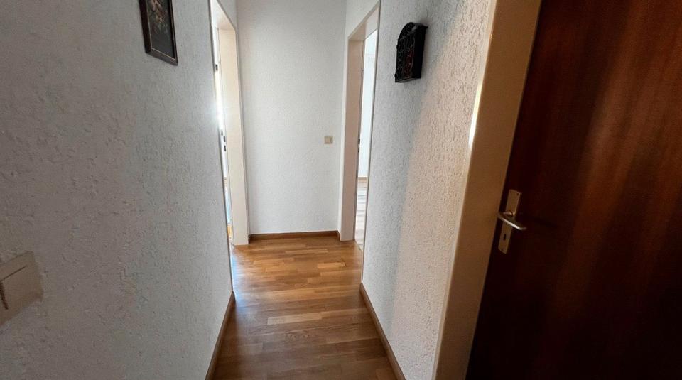 Erdgeschoßwohnung Waldshut-Tiengen Tiengen - 3.5 Zimmer, 90 m&sup2;, 1.000&euro; | Angebot:26483132