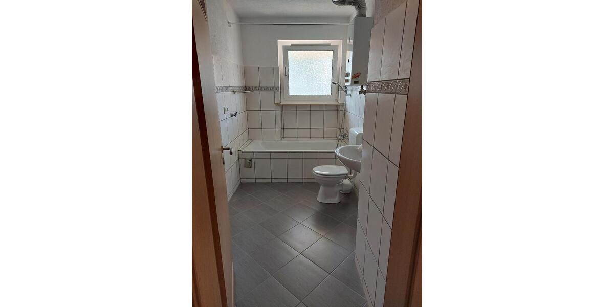 Etagenwohnung Wuppertal Elberfeld - 2 Zimmer, 63 m&sup2;, 441&euro; | Angebot:26428192