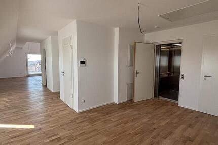 Wohnung Ulm Söflingen - 3 Zimmer, 115 m&sup2;, 1.730&euro; | Angebot:26556842