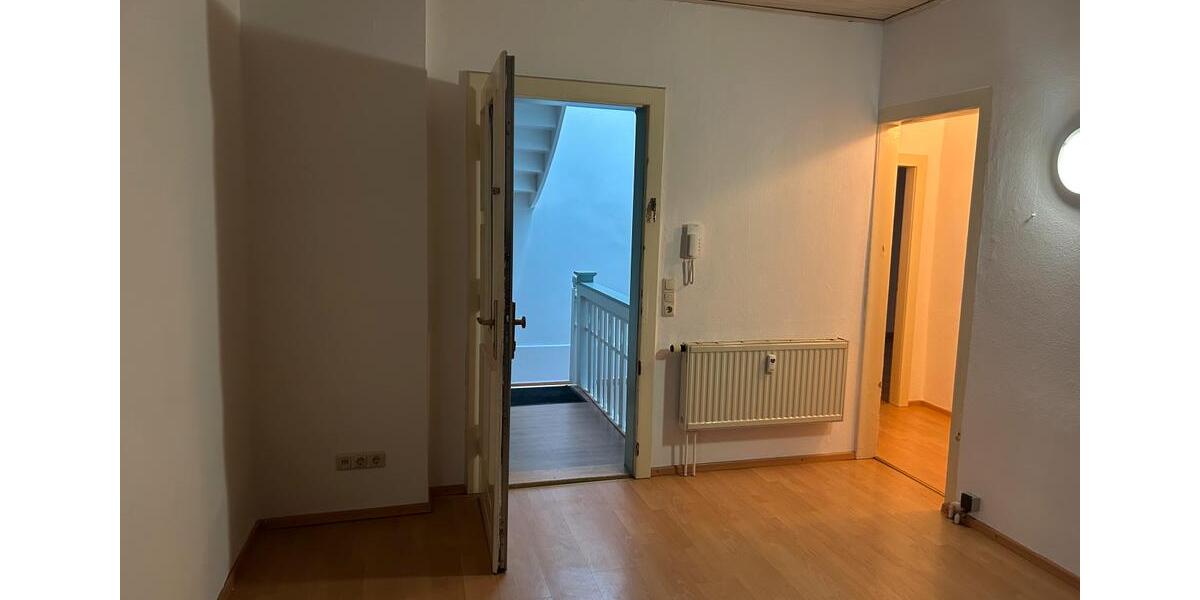 Etagenwohnung Stadtroda - 5 Zimmer, 130 m&sup2;, 1.056&euro; | Angebot:24849053