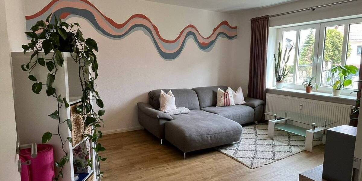 Etagenwohnung Böhlen - 2 Zimmer, 47 m&sup2;, 385&euro; | Angebot:26065973