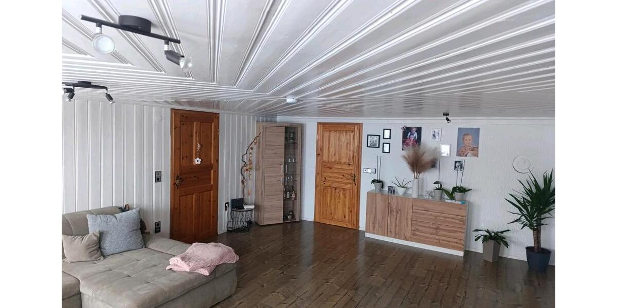 Etagenwohnung Görwihl - 6 Zimmer, 175 m&sup2;, 1.500&euro; | Angebot:26423402
