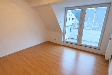 Wohnung Köln Mülheim - 2 Zimmer, 52 m&sup2;, 864&euro; | Angebot:27019077