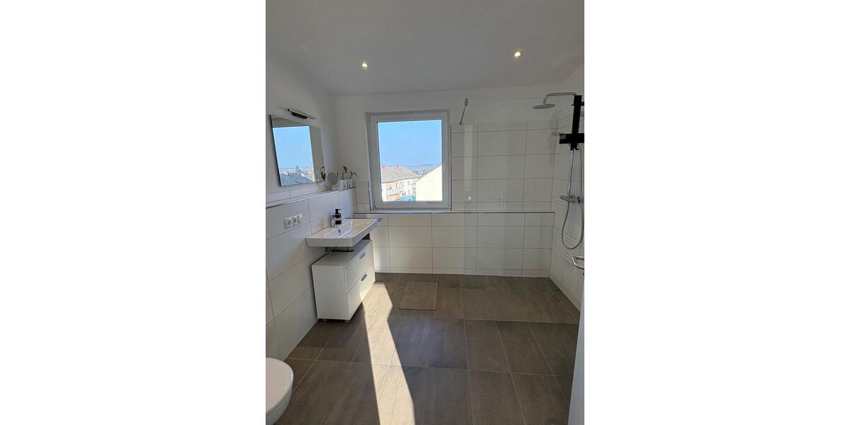 Einfamilienhaus Mengen - 2 Zimmer, 54 m&sup2;, 600&euro; | Angebot:25872108