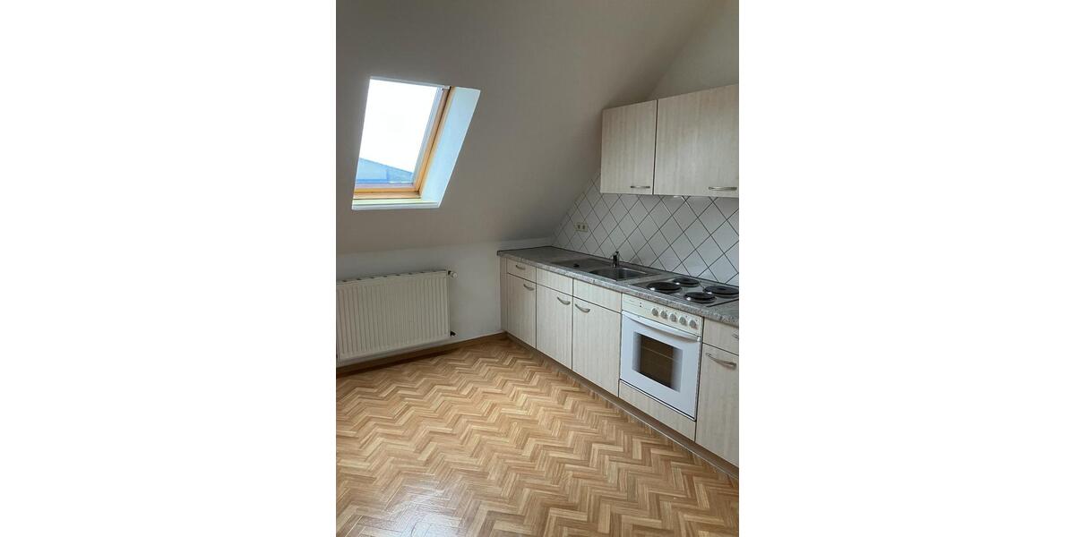 Dachgeschoßwohnung Woldegk - 2 Zimmer, 54 m&sup2;, 351&euro; | Angebot:26365415