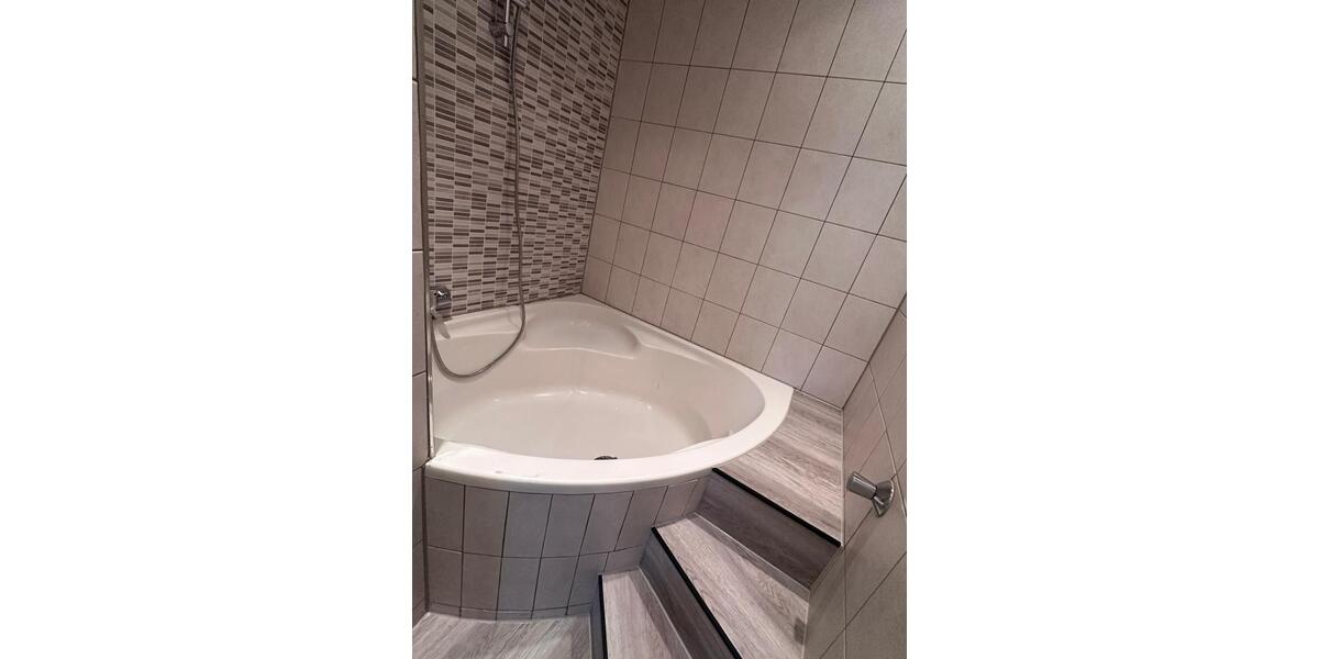 Dachgeschoßwohnung Bollendorf - 2 Zimmer, 97 m&sup2;, 680&euro; | Angebot:25900675