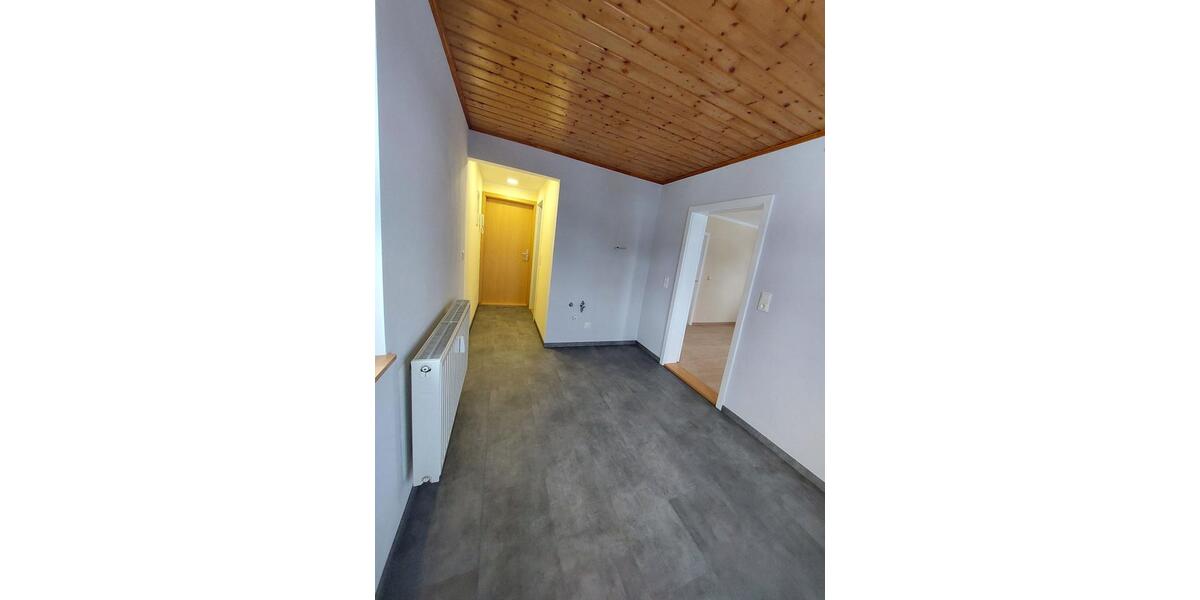 Etagenwohnung Nossen - 2 Zimmer, 42 m&sup2;, 252&euro; | Angebot:25804793