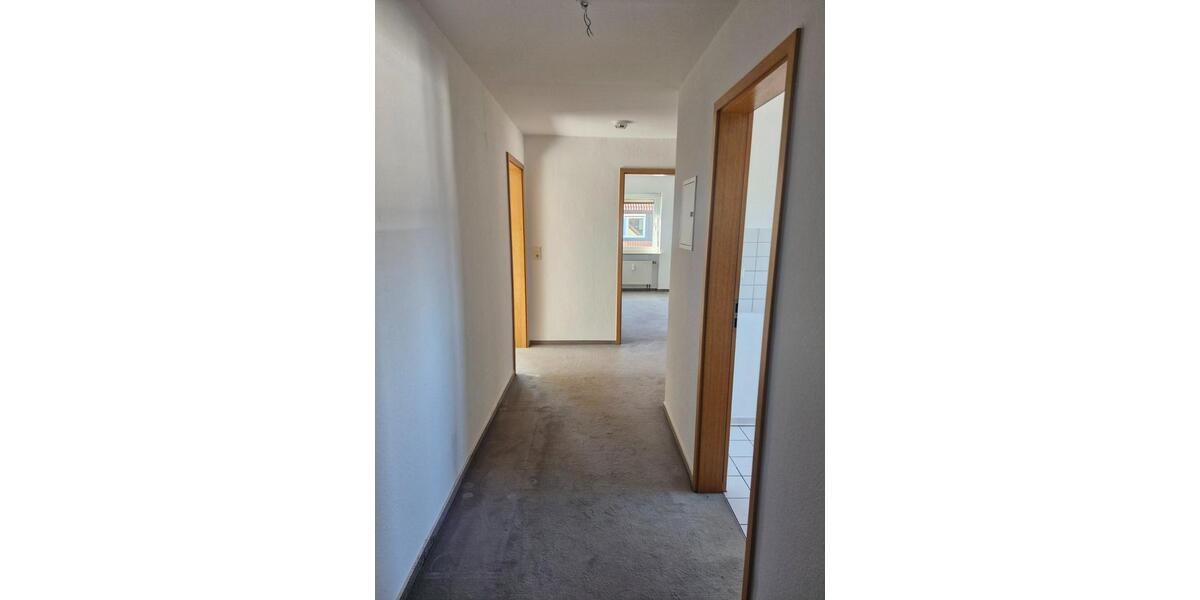 Dachgeschoßwohnung Triptis - 2 Zimmer, 58 m&sup2;, 405&euro; | Angebot:25377999