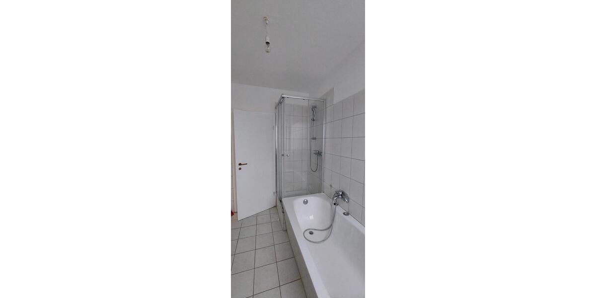 Erdgeschoßwohnung Bad Gandersheim - 4 Zimmer, 99 m&sup2;, 950&euro; | Angebot:26233682