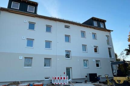 3-Zi-Wohnung zur Miete in Saal Erstbezug nach Sanierung zimmer