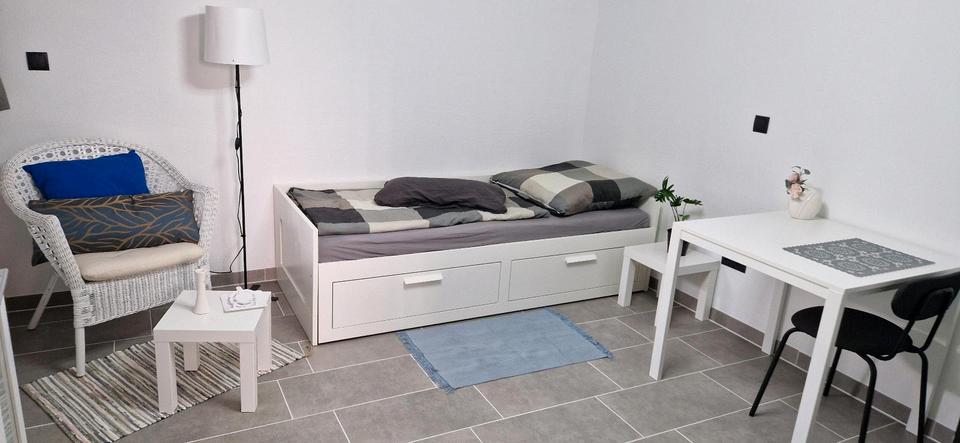 Etagenwohnung Frankfurt am Main Schwanheim - 1 Zimmer, 20 m&sup2;, 600&euro; | Angebot:26689689