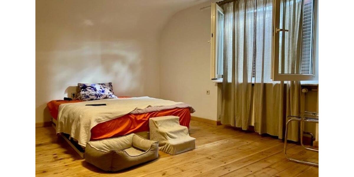 Maisonettenwohnung Metzingen - 5 Zimmer, 152 m&sup2;, 1.750&euro; | Angebot:24142093