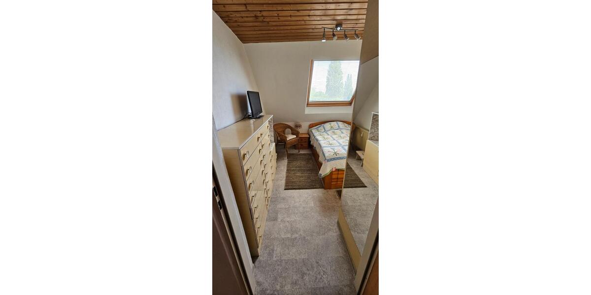 Dachgeschoßwohnung Osnabrück Eversburg - 2 Zimmer, 65 m&sup2;, 500&euro; | Angebot:26579177