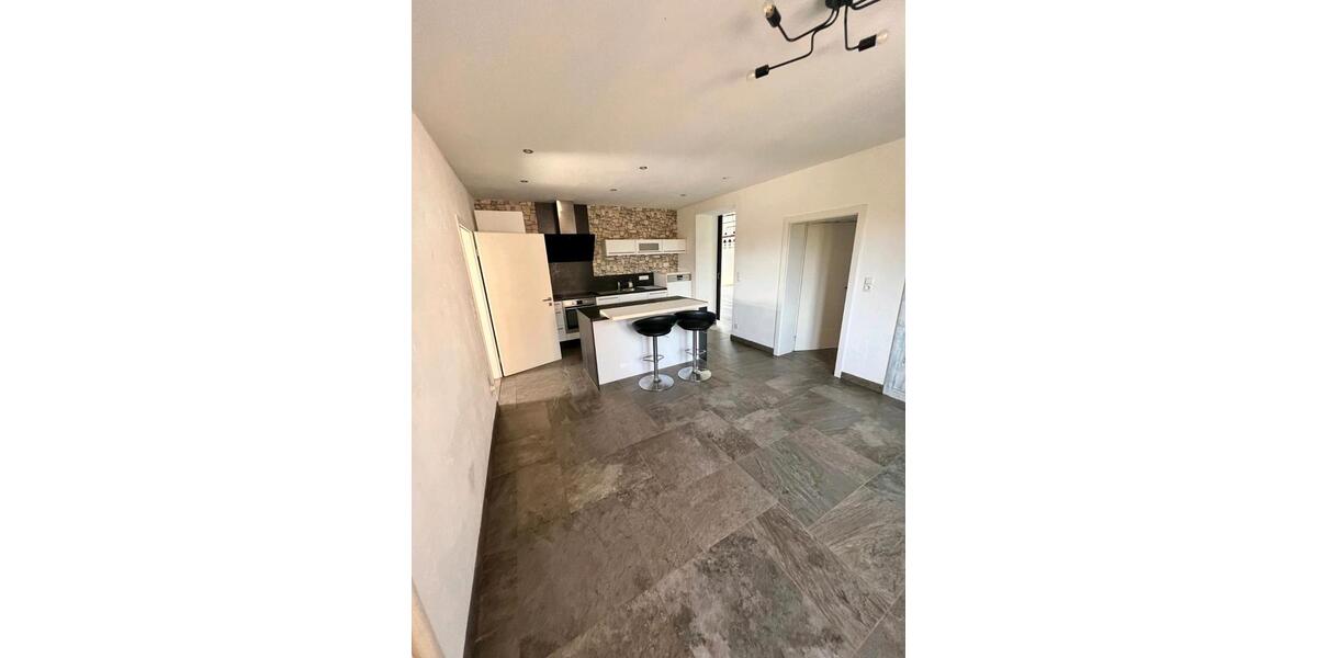 Einfamilienhaus Varrel - 4 Zimmer, 160 m&sup2;, 850&euro; | Angebot:24797811