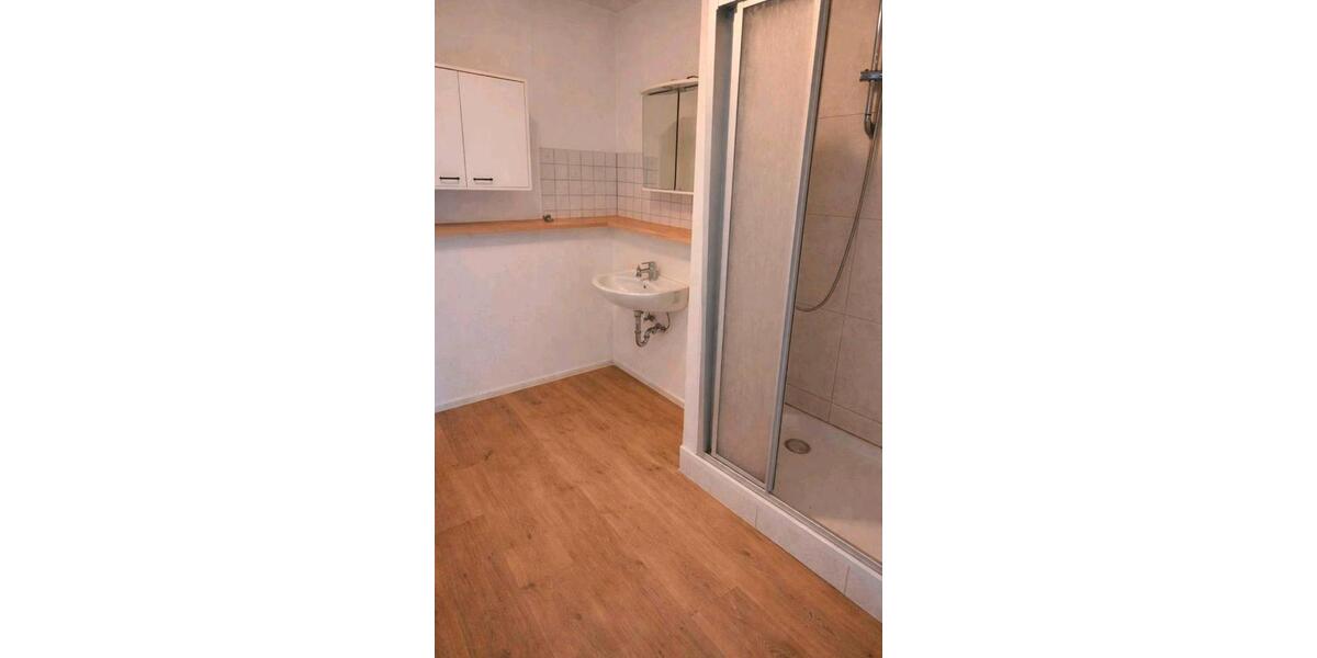Dachgeschoßwohnung Herxheim bei Landau/Pfalz Pfalz - 2 Zimmer, 55 m&sup2;, 500&euro; | Angebot:26579308