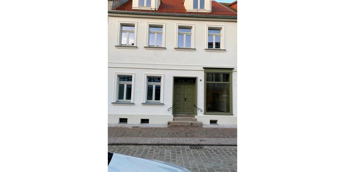 Etagenwohnung Malchin - 4 Zimmer, 142 m&sup2;, 1.410&euro; | Angebot:23689554