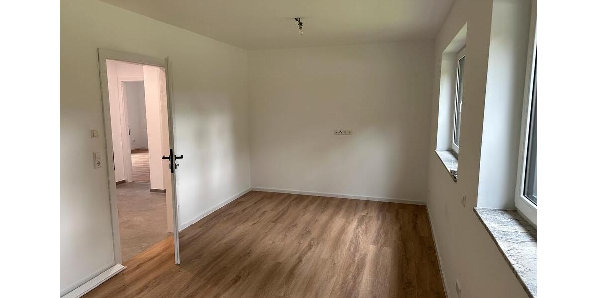 Einfamilienhaus Kaiserslautern Engelshof - 4 Zimmer, 135 m&sup2;, 1.750&euro; | Angebot:26035378